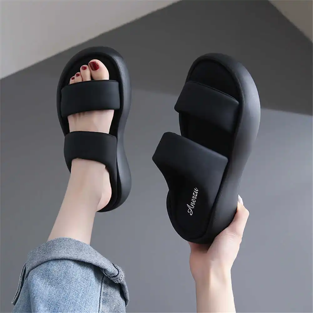 Size 39 Strips Summer Shoes Sa - Aquatic Sports Center incelemesi ve fiyatı